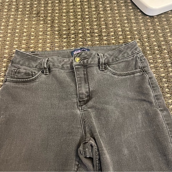 Blue Spice black faded high waist skinny denim jeans, 5 pockets, zipper fly, 11. - Picture 7 of 12